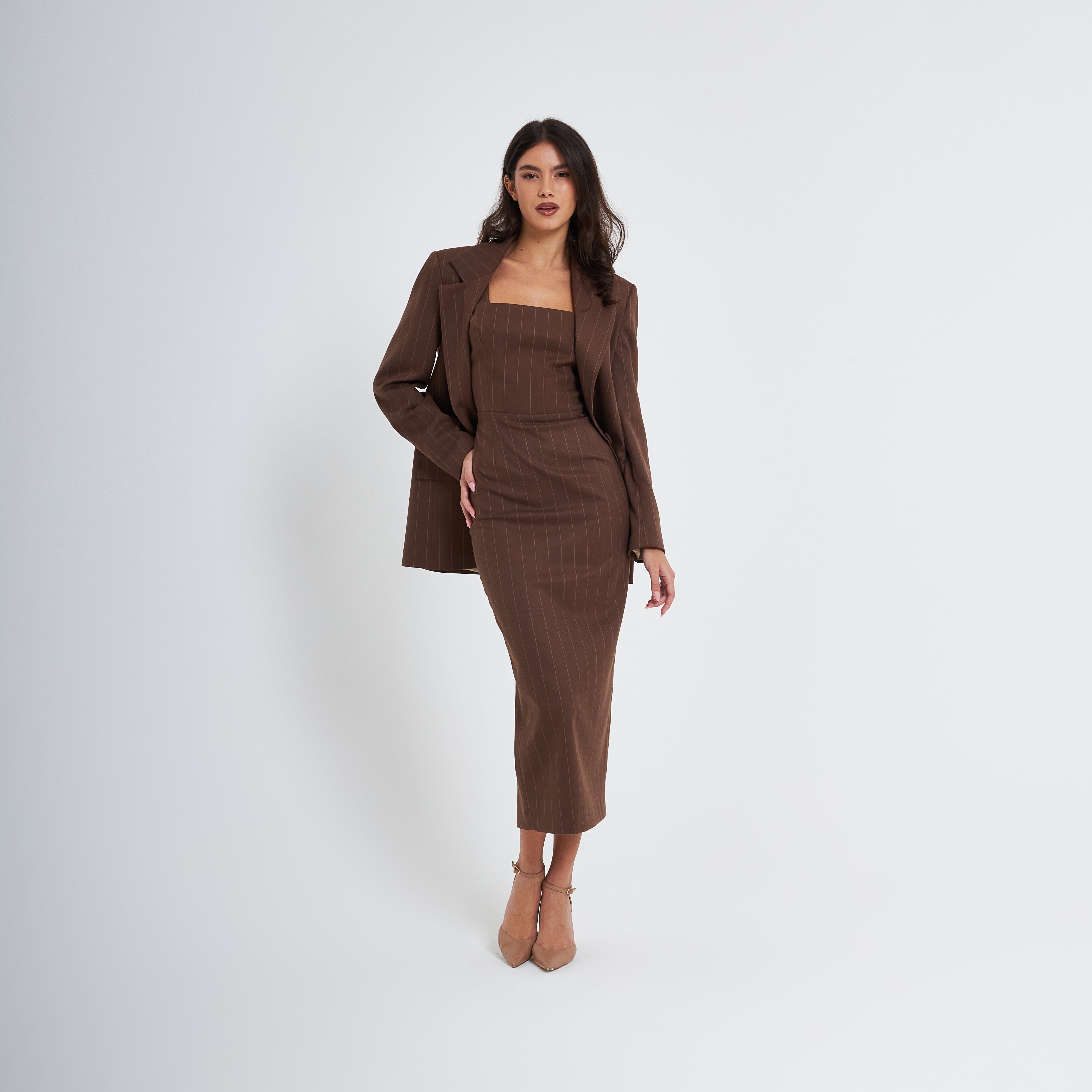 Abbigliamento estivo con stampa da sera elegante a tubino Abbigliamento estivo con stampa da sera elegante a tubino